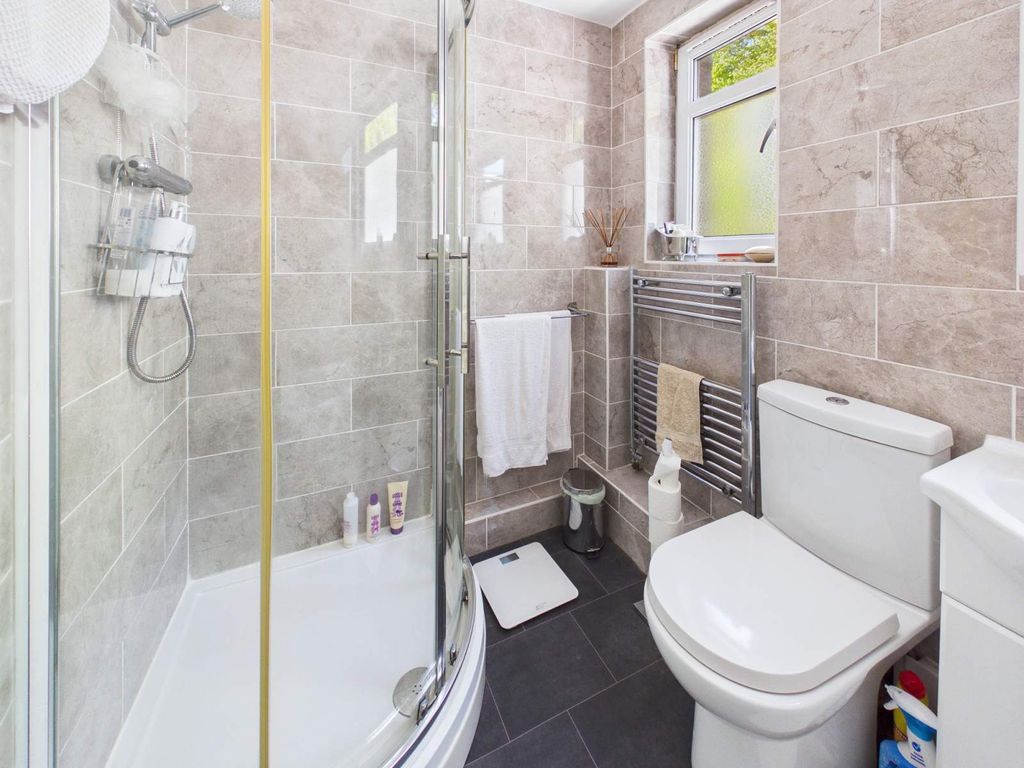 Additional image 16 of 2 bed flat for saleLynwood Court, Drysgol Road, Radyr, Cardiff. CF15