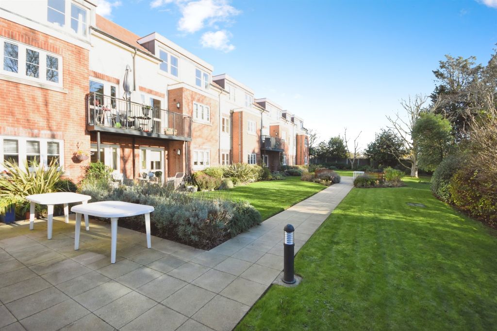 Additional image 14 of 1 bed flat for saleLaindon Road, Billericay CM12