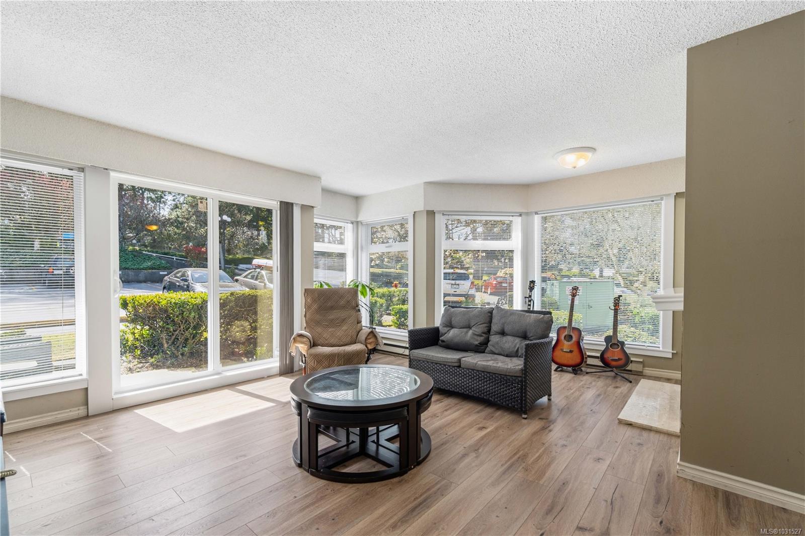 Additional image 6 of 418-2562 Departure Bay Road, Nanaimo, BC, V9S 5P1