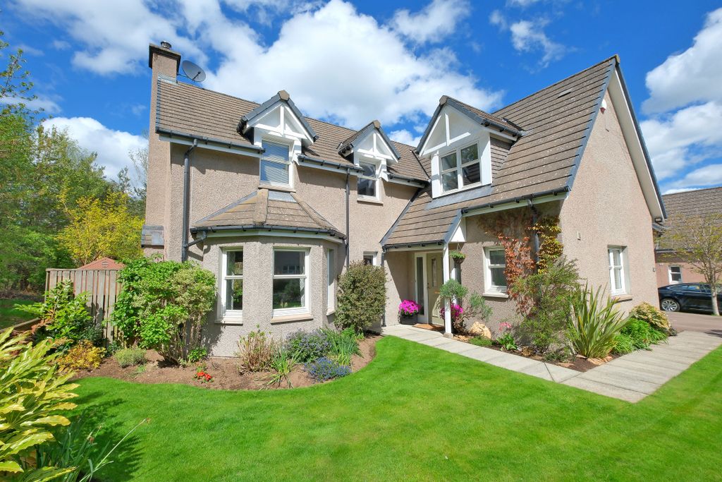 6 bed detached house for saleWillowtree Way, Banchory AB31