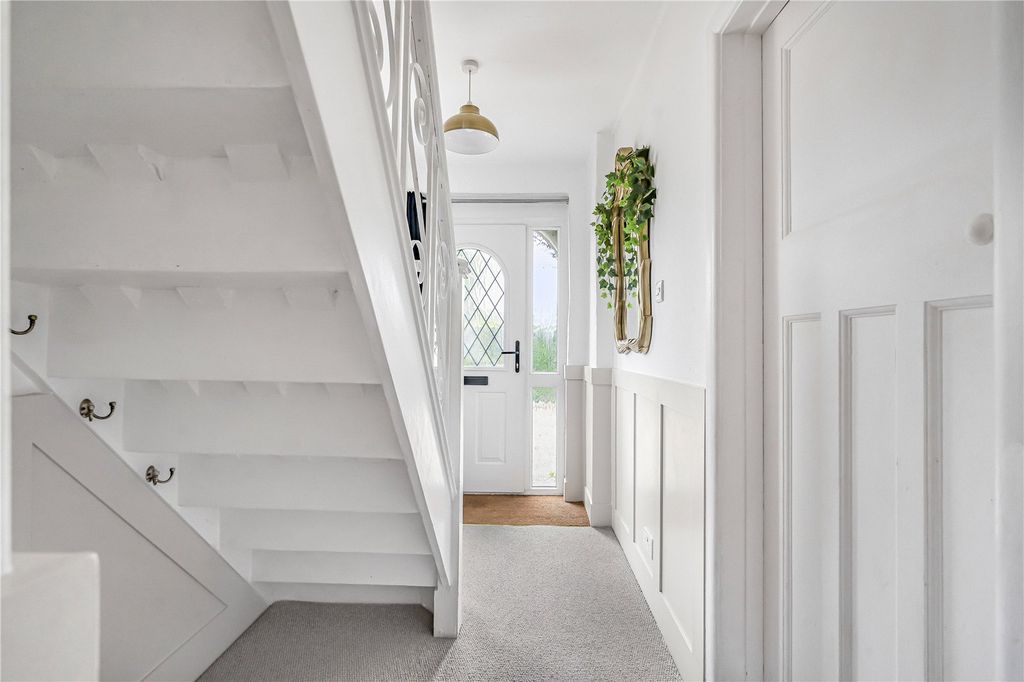 Additional image 6 of 4 bed semi-detached house for saleWhitedown Lane, Alton, Hampshire GU34