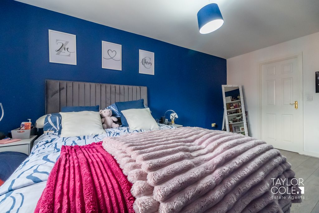Additional image 8 of 2 bed flat for salePeel Drive, Wilnecote, Tamworth B77