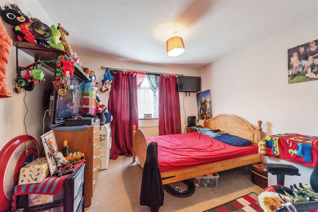 Additional image 7 of 2 bed flat for saleJennings Way, Diss IP22