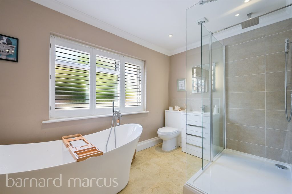 Additional image 10 of 3 bed detached house for saleLeigh Road, Betchworth RH3