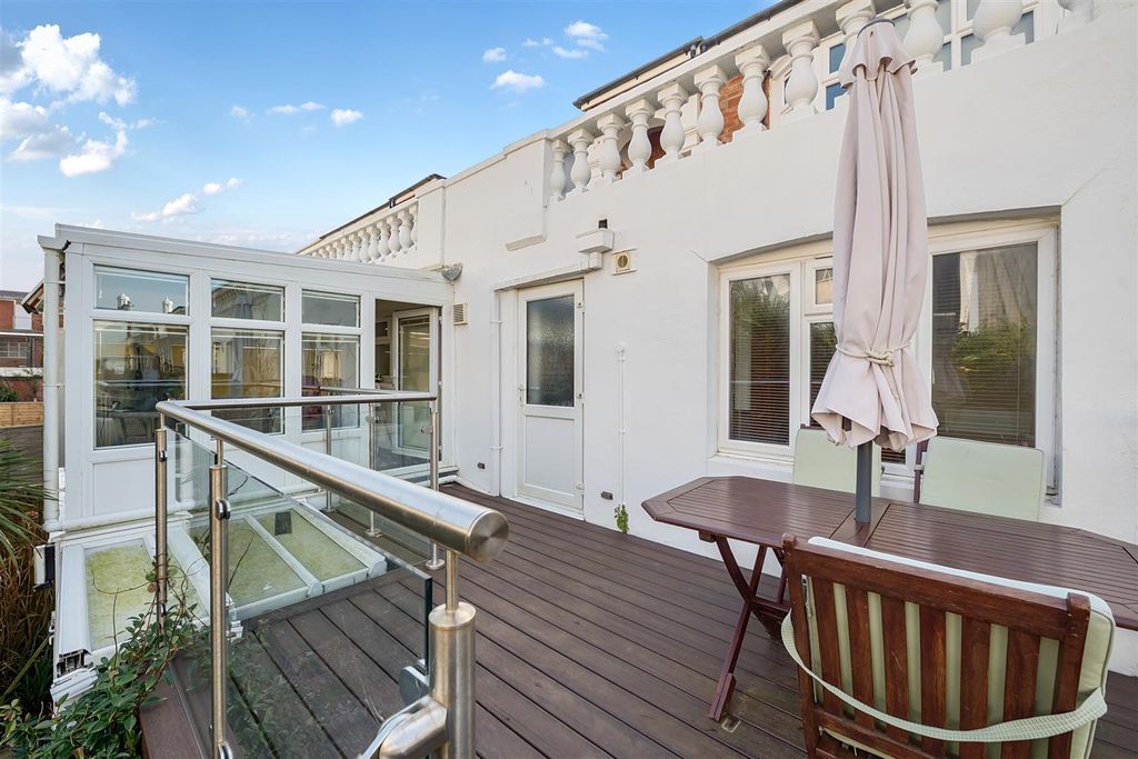 Additional image 32 of 3 bed flat for saleChannel View, Bexhill-On-Sea TN40