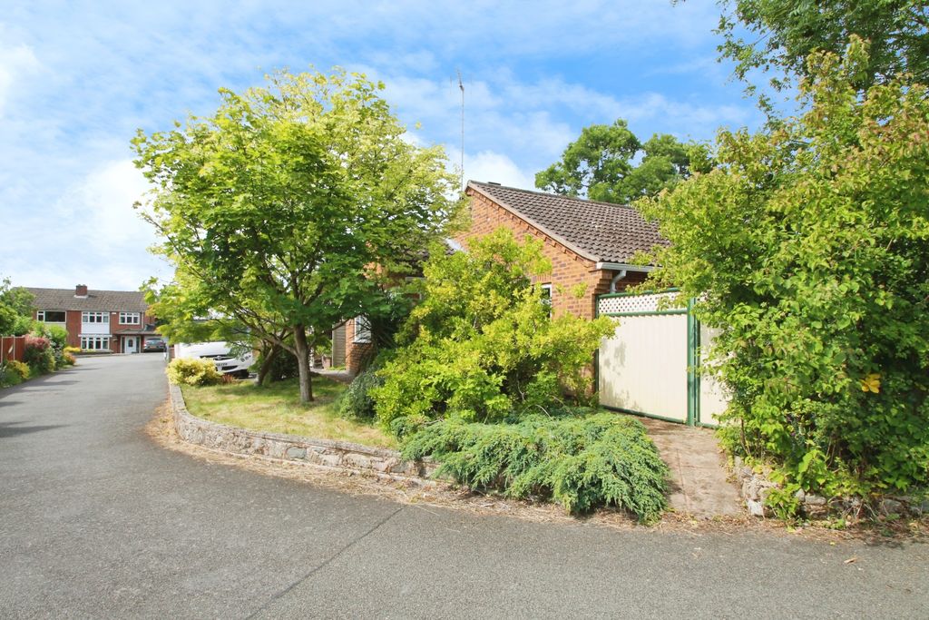 Additional image 28 of 3 bed detached bungalow for salePoplar Avenue, Markfield, Leicestershire LE67
