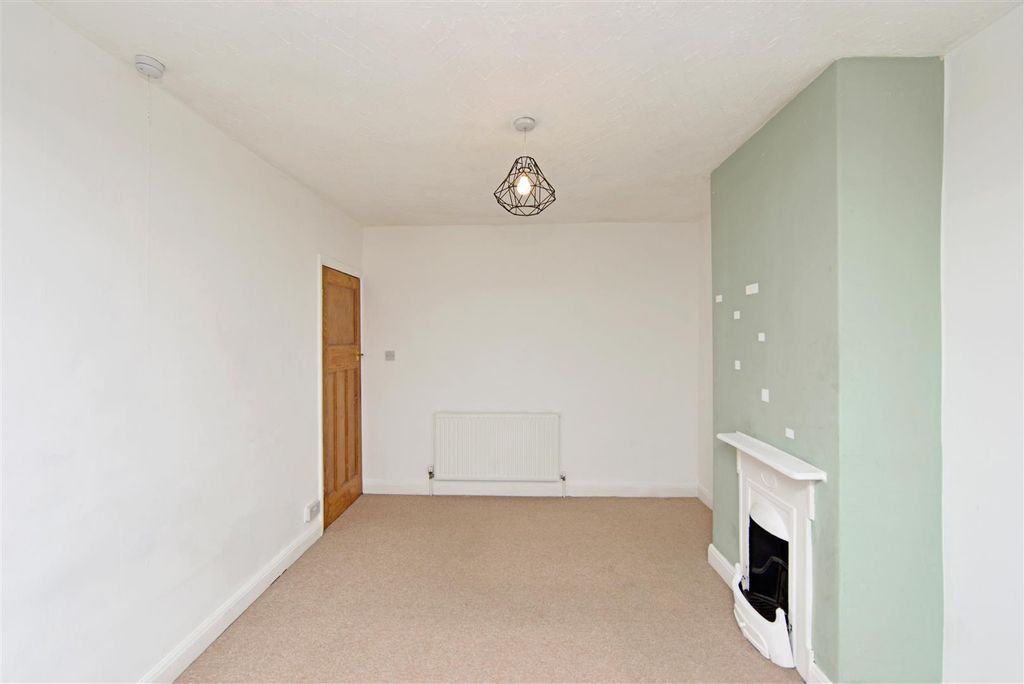 Additional image 13 of 3 bed semi-detached house for saleLynwood Crescent, Leeds LS12