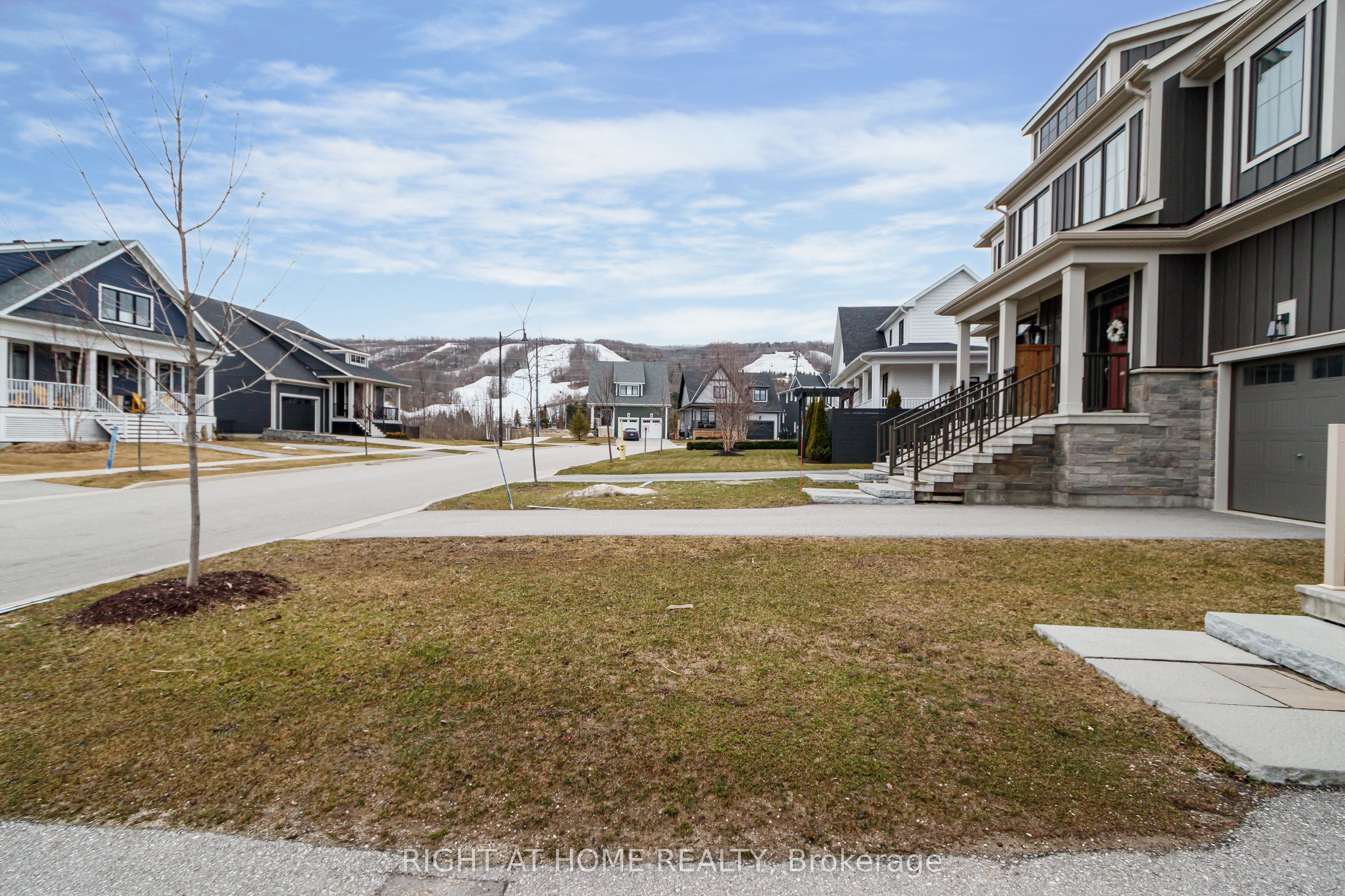 Additional image 5 of UPPER-181 Courtland Street, Blue Mountains, ON, L5N 4V7