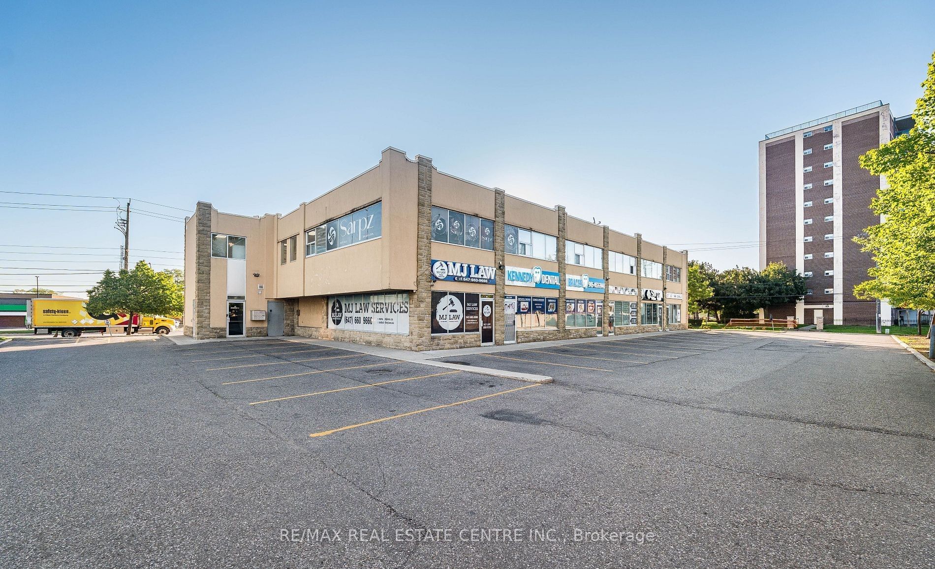 Additional image 2 of 202-49 Hillcrest Avenue, Brampton, ON, L6W 4V4