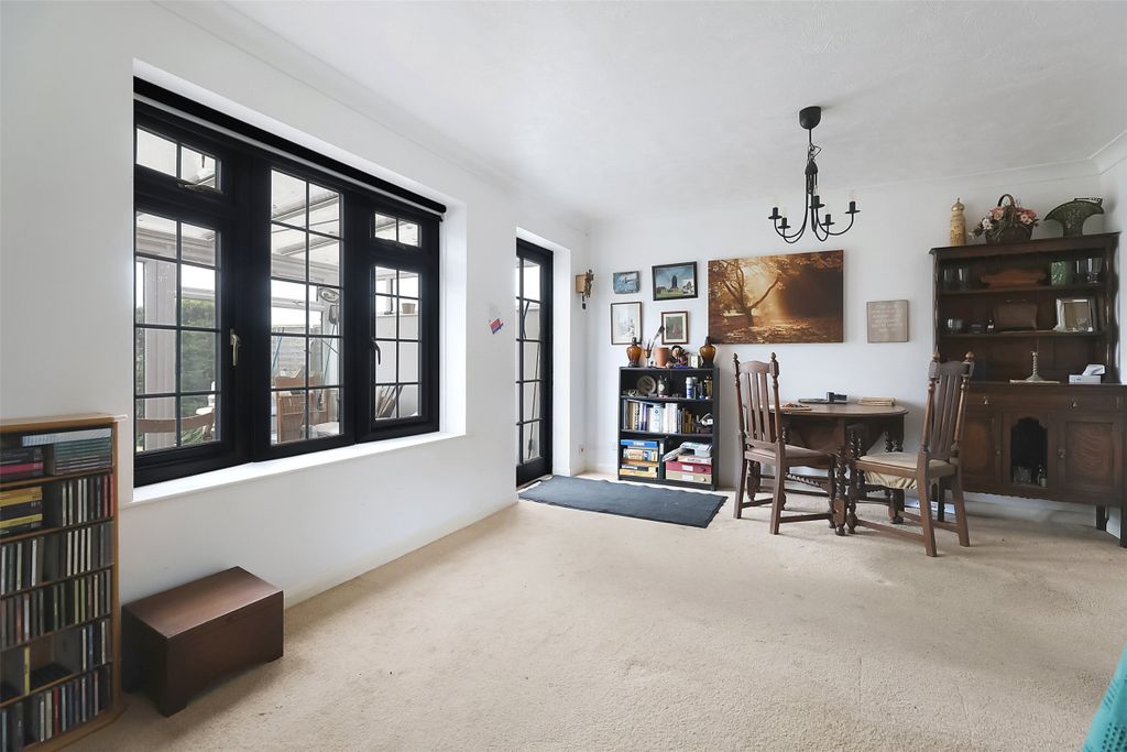 Additional image 5 of 3 bed end terrace house for saleBarleymow Court, Betchworth, Surrey RH3