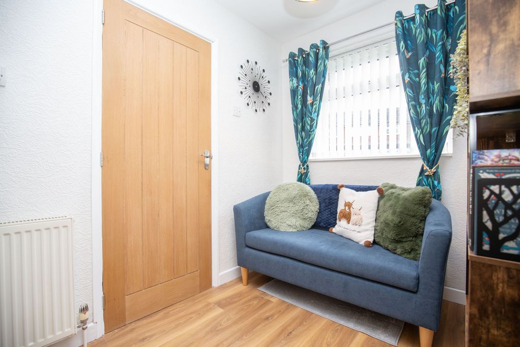 Additional image 12 of 3 bed semi-detached house for saleOakwood Close, Grendon, Warwickshire CV9
