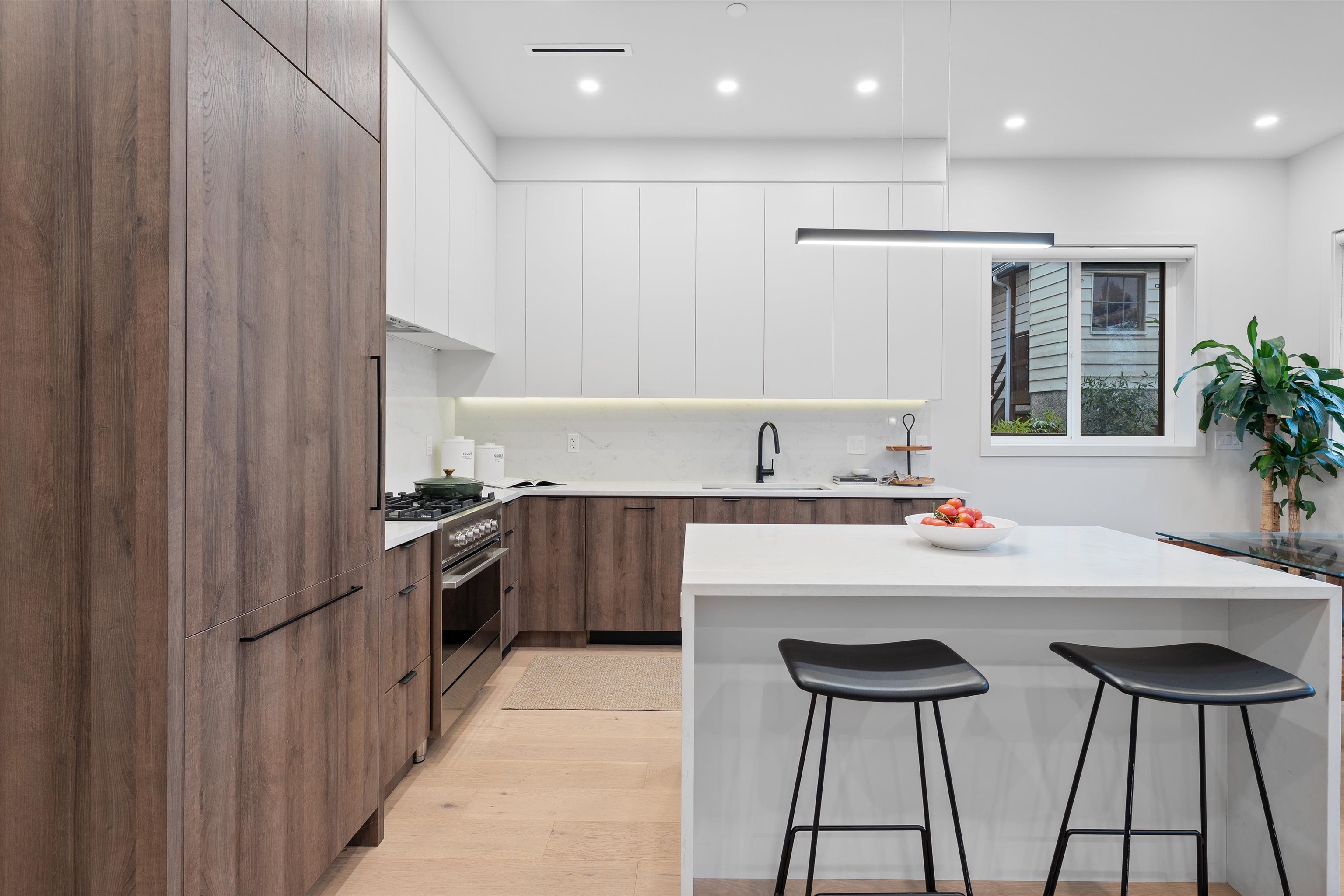Additional image 2 of 919 10th Avenue E, Vancouver, BC, V5T 2B3