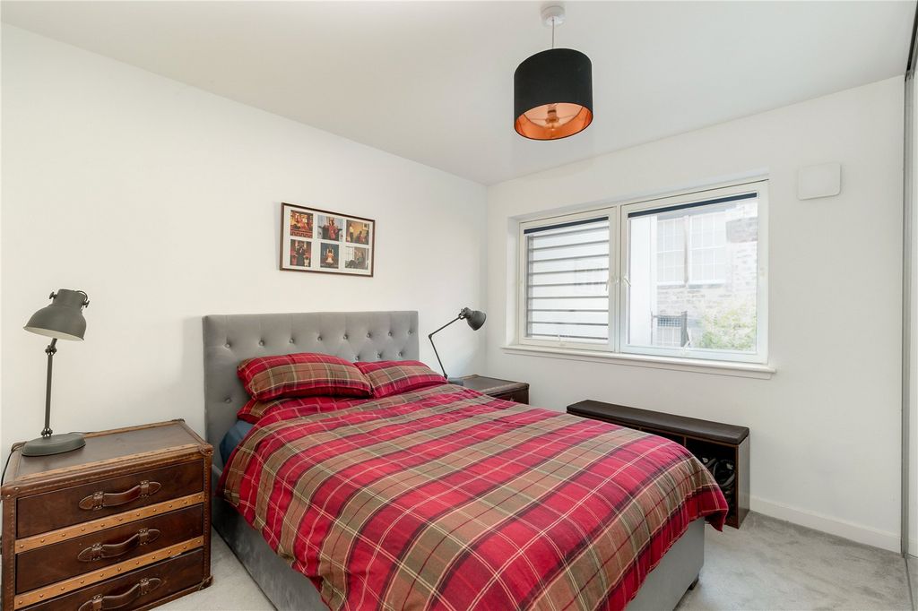 Additional image 9 of 2 bed terraced house for saleBroughton Street Lane, New Town, Edinburgh, Midlothian EH1