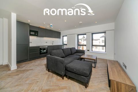 Market Place, Reading, Berkshire RG1, Studio to rent