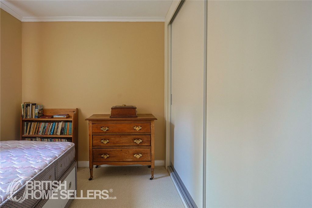 Additional image 9 of 2 bed flat for saleRamsgate Road, Louth, Lincolnshire LN11