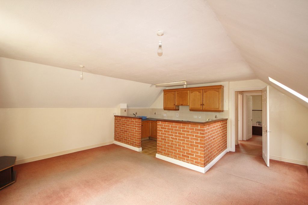 Additional image 2 of 1 bed flat for saleBurford Road, Carterton OX18