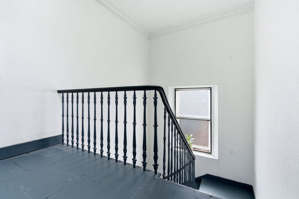 Additional image 5 of 2 bed flat for saleHigh Street, Kirriemuir DD8