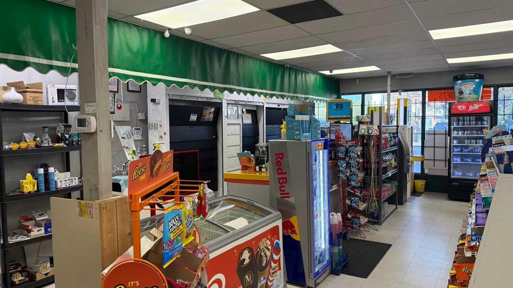 Additional image 2 of 735 Ranchland Boulevard, Calgary, AB, T3G 3A9