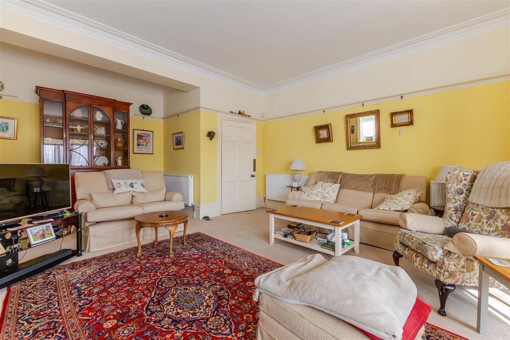 Additional image 6 of 6 bed detached house for saleCollington Avenue, Bexhill-On-Sea TN39