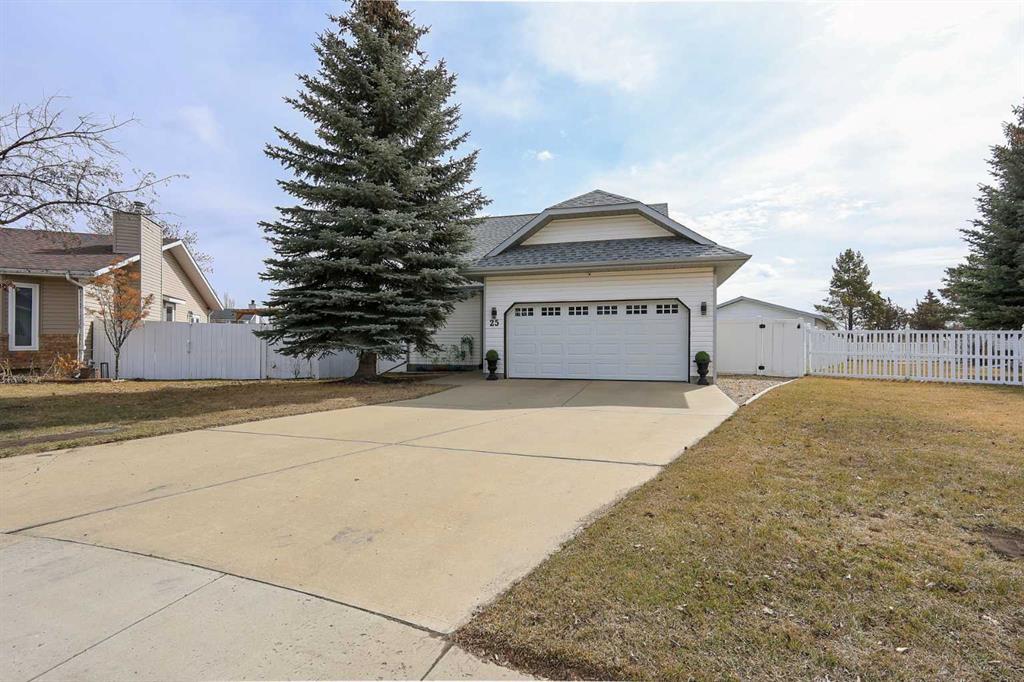 25 Kee Close, Red Deer, AB, T4P 3M4