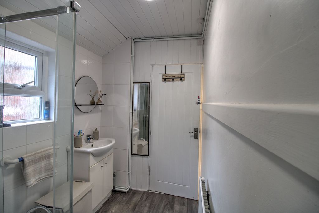 Additional image 8 of 3 bed semi-detached house for saleSycamore Road, Pontypool NP4