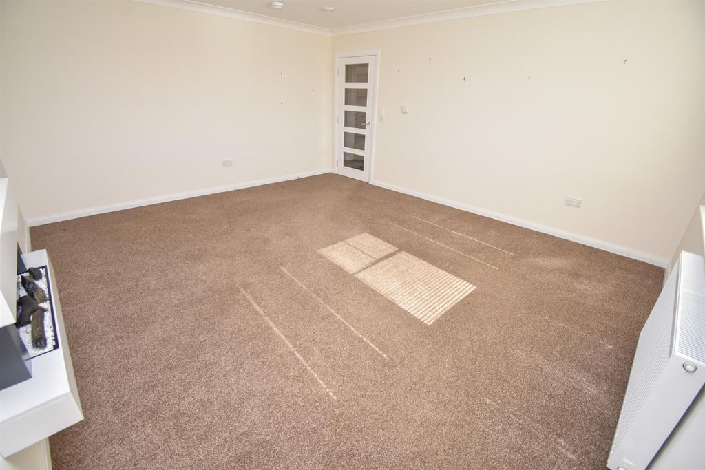 Additional image 2 of 3 bed detached bungalow for sale7 Dolphin Drive, Fortrose IV10