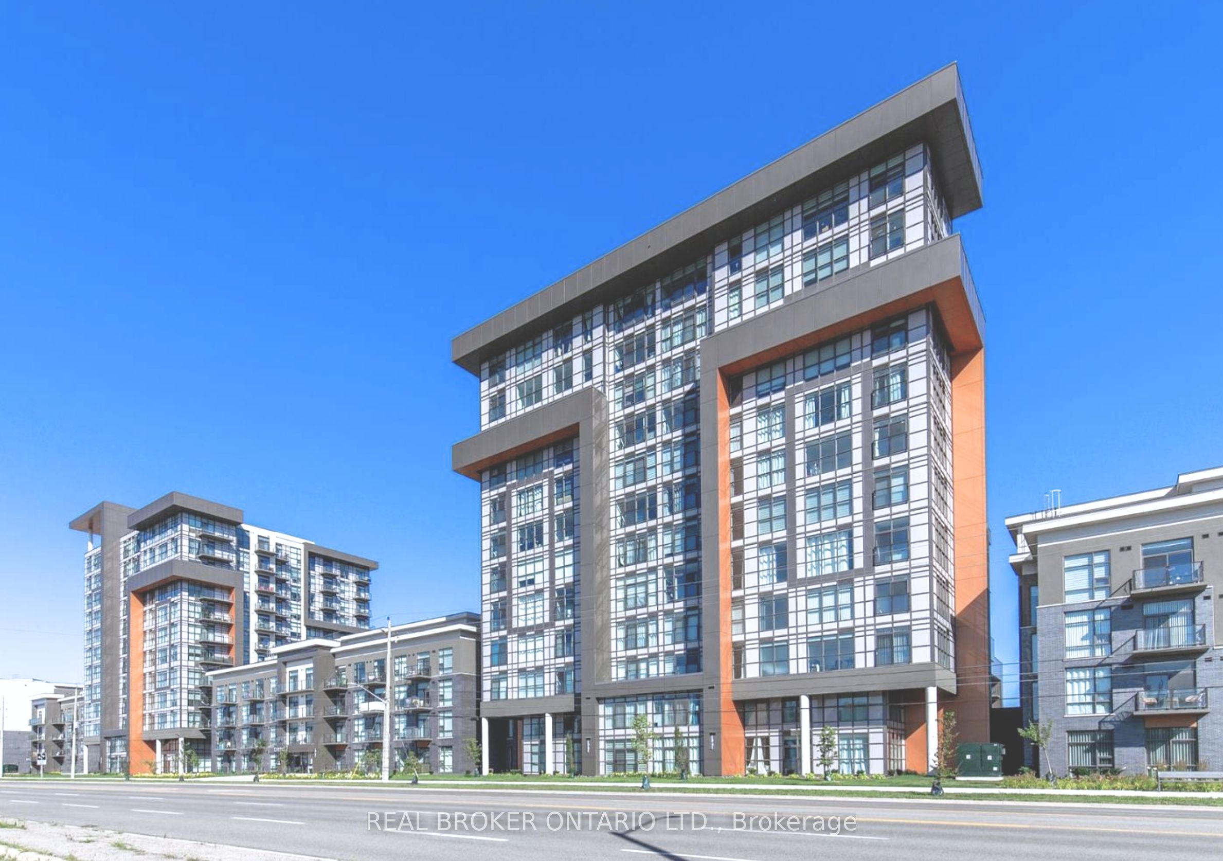 117-460 Dundas Street E, Hamilton, ON, L8B 2A5