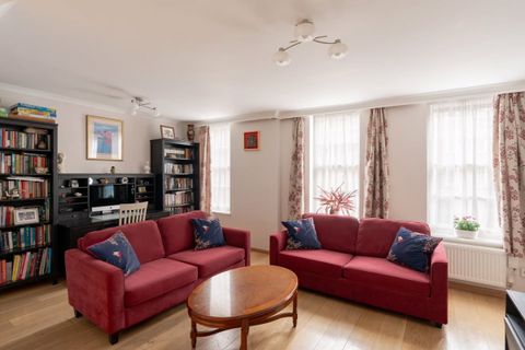Halton Mansions, Halton Road, London N1