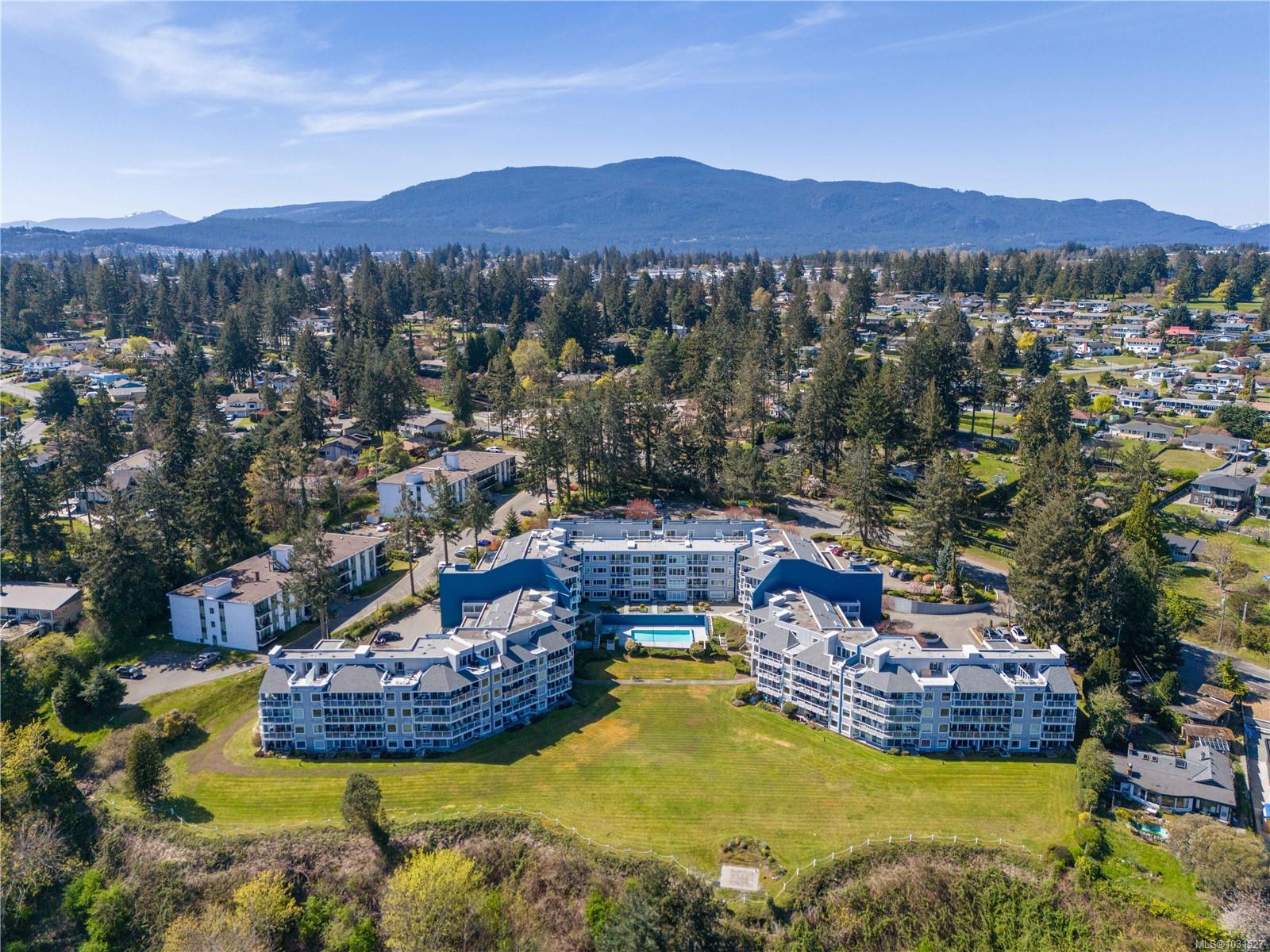 418-2562 Departure Bay Road, Nanaimo, BC, V9S 5P1