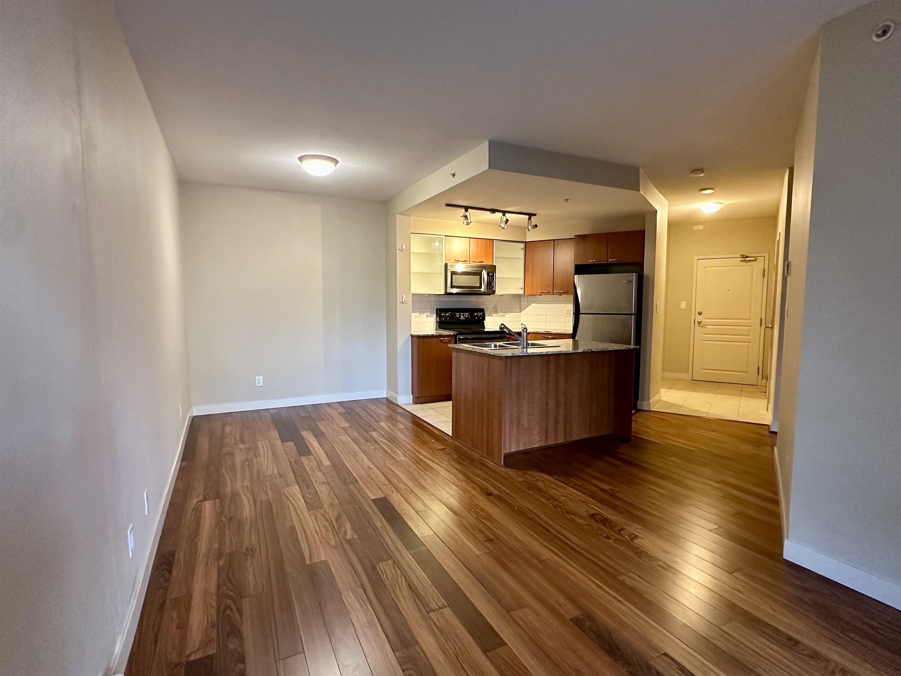 Additional image 4 of 516-4028 Knight Street, Vancouver, BC, V5N 5Y8