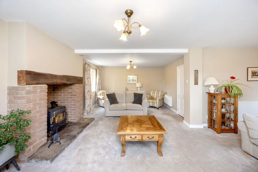 Additional image 12 of 4 bed detached house for saleLordings Road, Billingshurst RH14