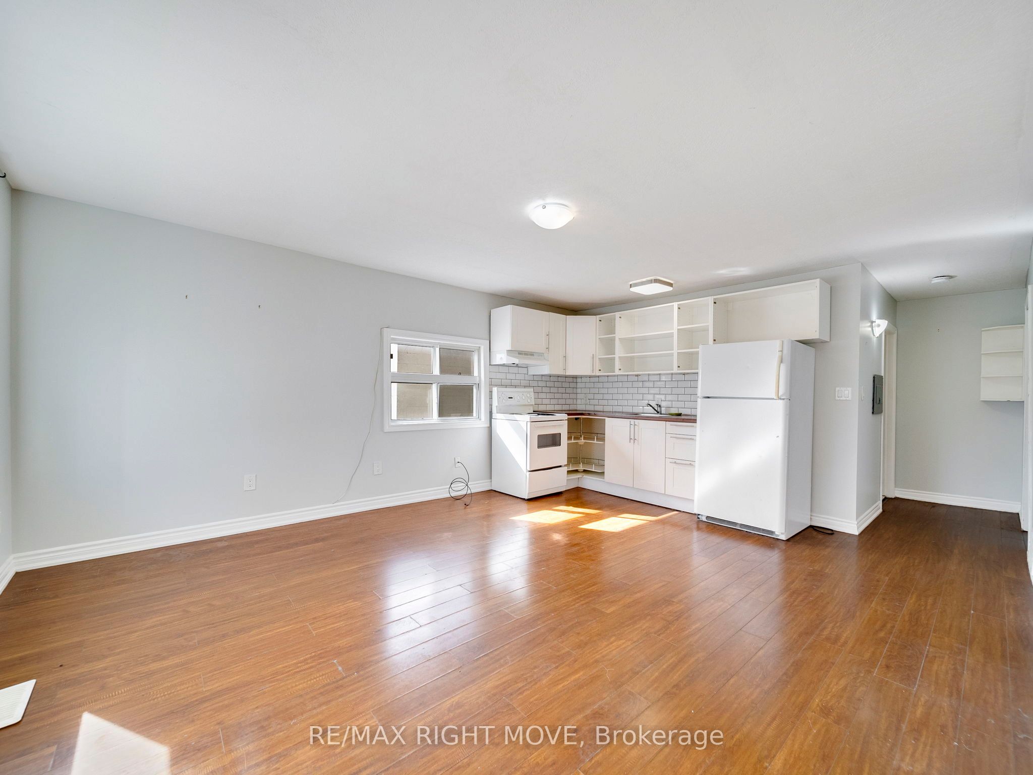 Additional image 5 of 33 Albert Street S, Orillia, ON, L3V 5K6