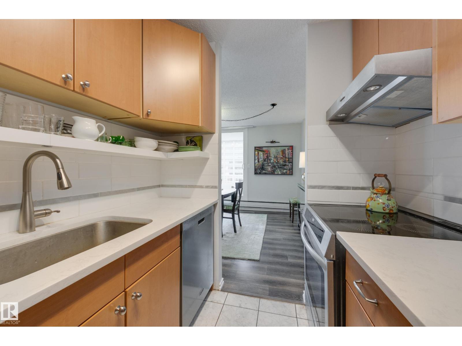 Additional image 6 of 1001-9909 110 Street NW, Edmonton, AB, T5K2E5