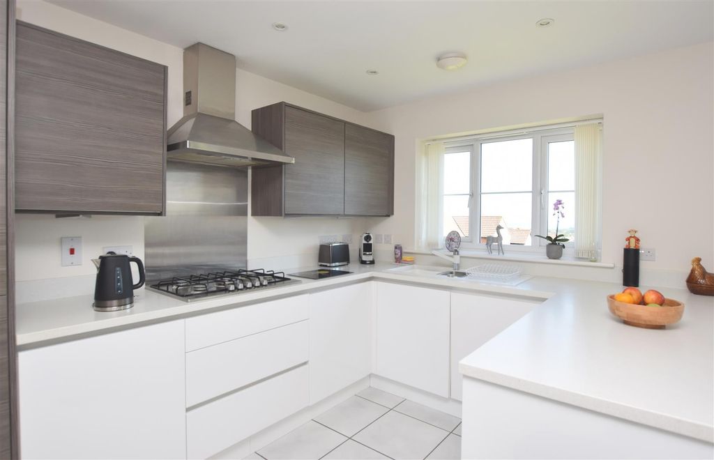 Additional image 8 of 4 bed detached house for saleLon Y Berllan, Abergele, Conwy LL22