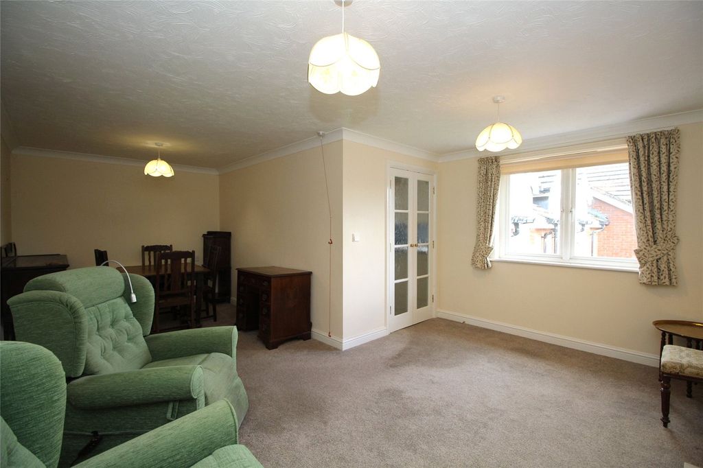 Additional image 5 of 1 bed flat for saleAckender Road, Alton, Hampshire GU34