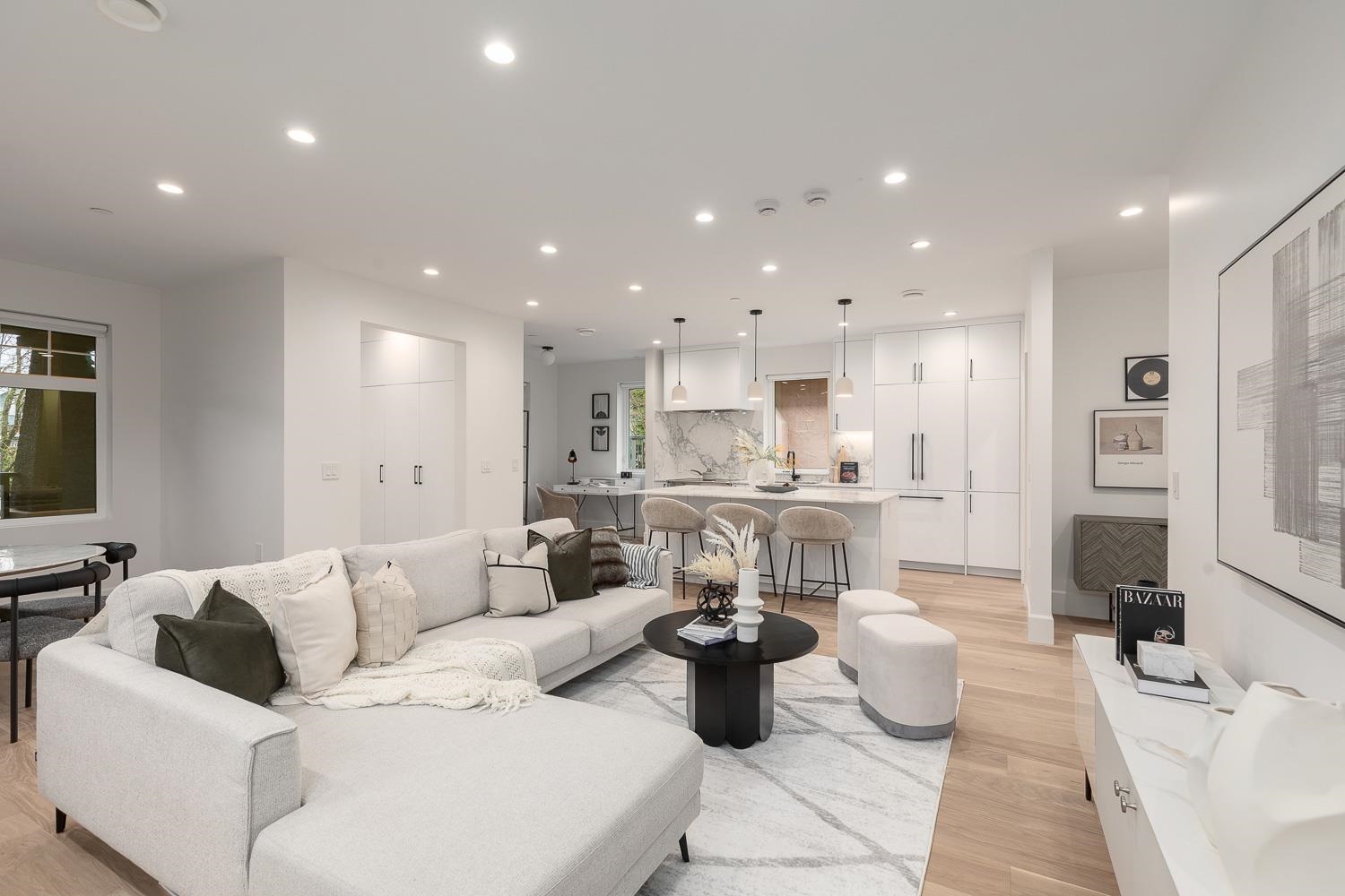Additional image 3 of 855 19th Avenue E, Vancouver, BC, V5V 1K6