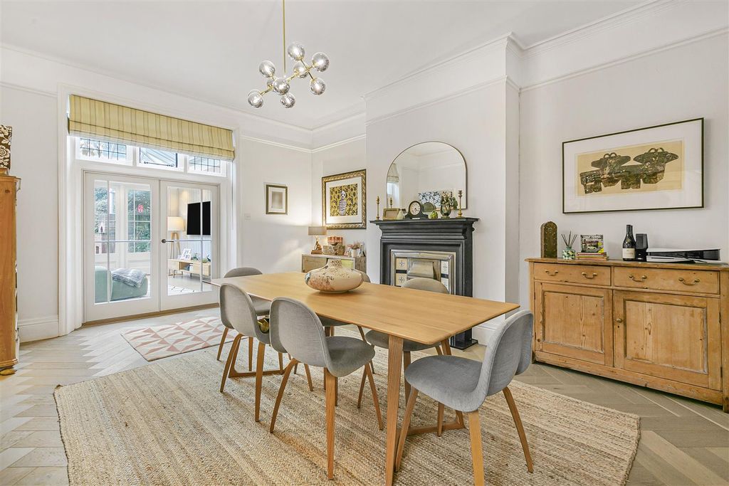 Additional image 20 of 6 bed semi-detached house for saleSt. Catherines Road, Broxbourne EN10