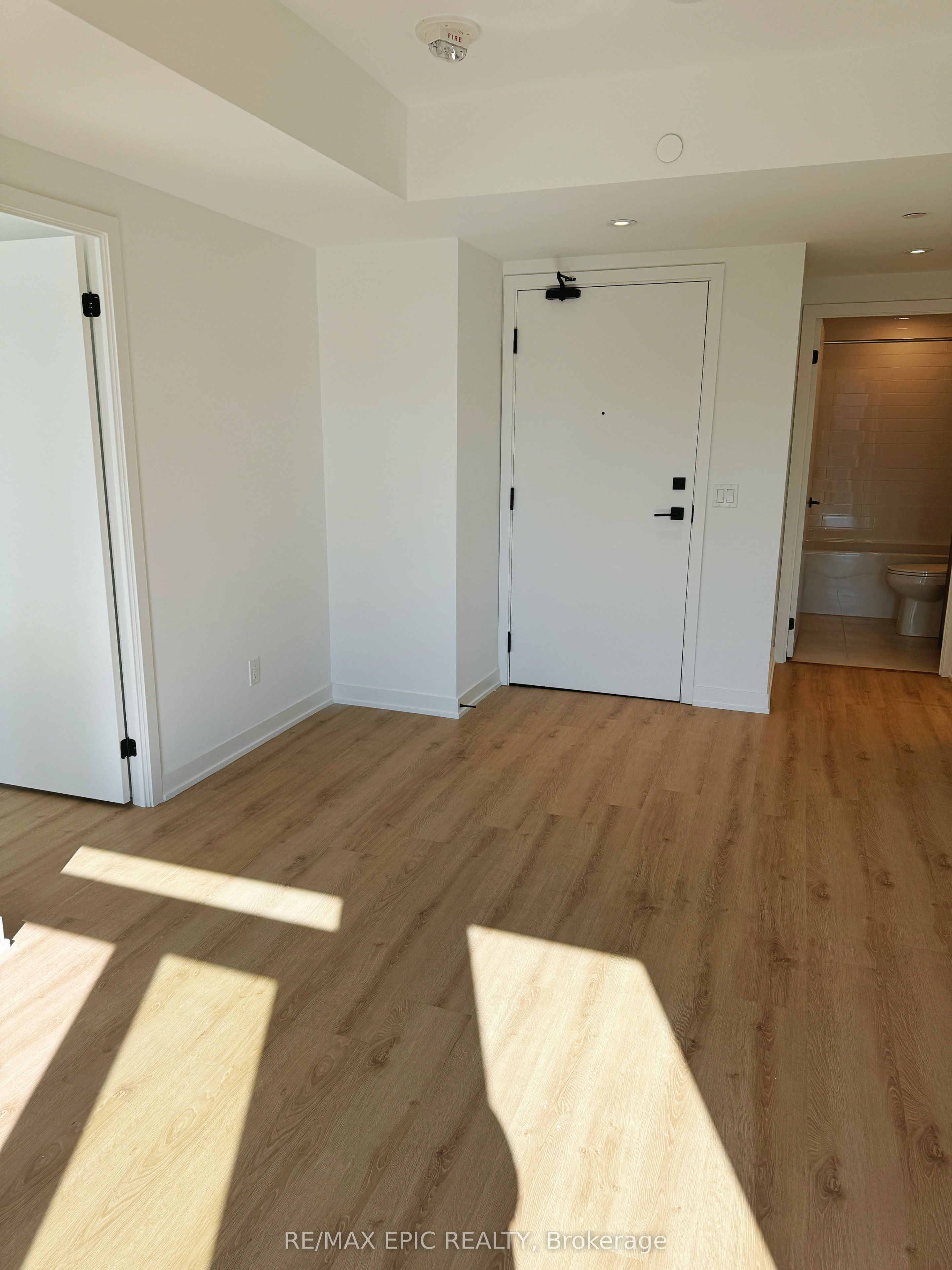 Additional image 6 of 905-319 Jarvis Street, Toronto, ON, M5B 0C8