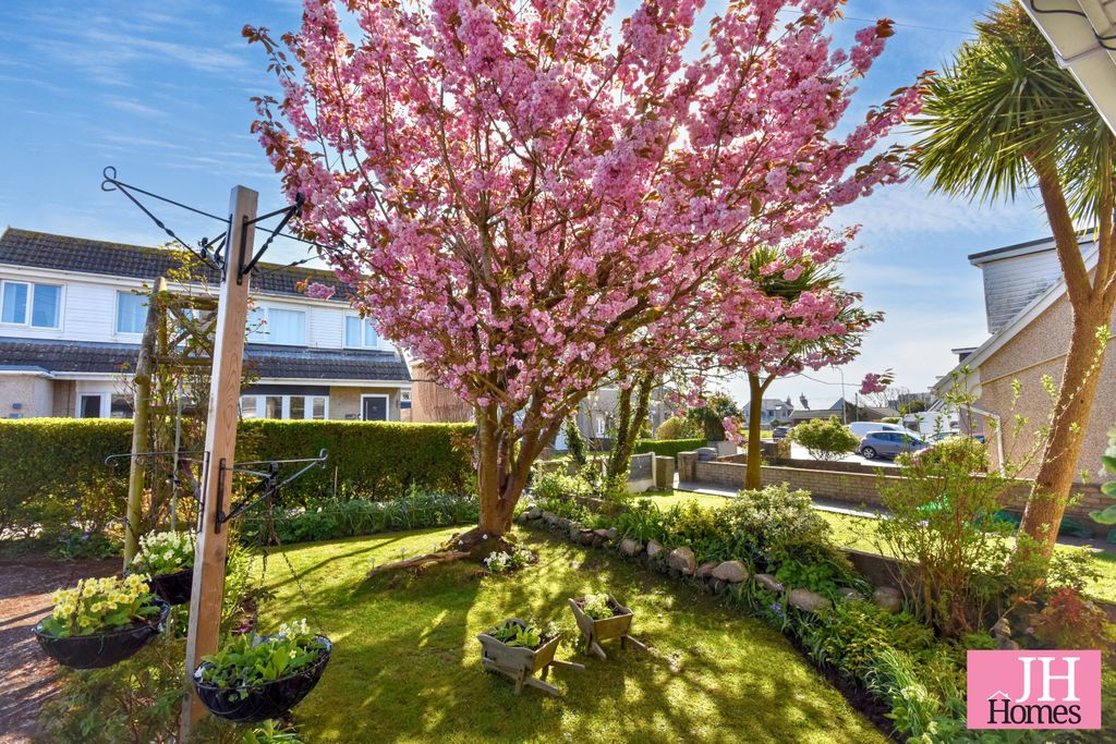 Additional image 13 of 3 bed semi-detached house for saleLowther Crescent, Walney, Barrow-In-Furness LA14