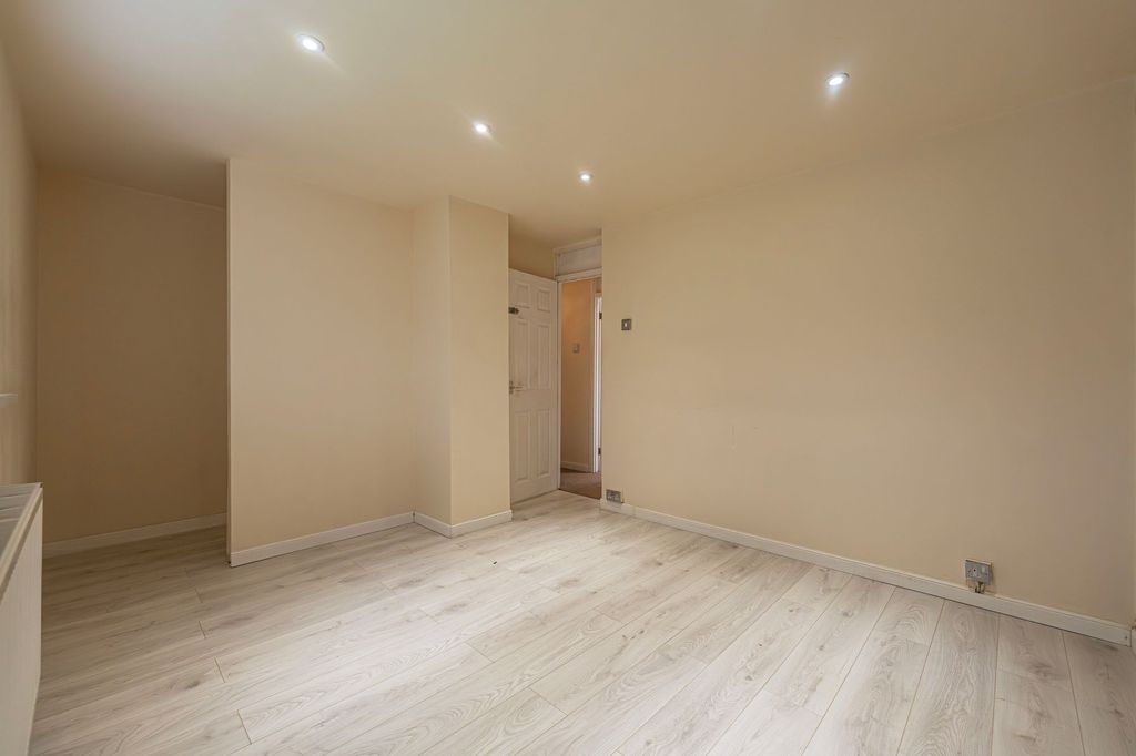 Additional image 17 of 3 bed semi-detached house for saleAberthaw Road, Newport NP19