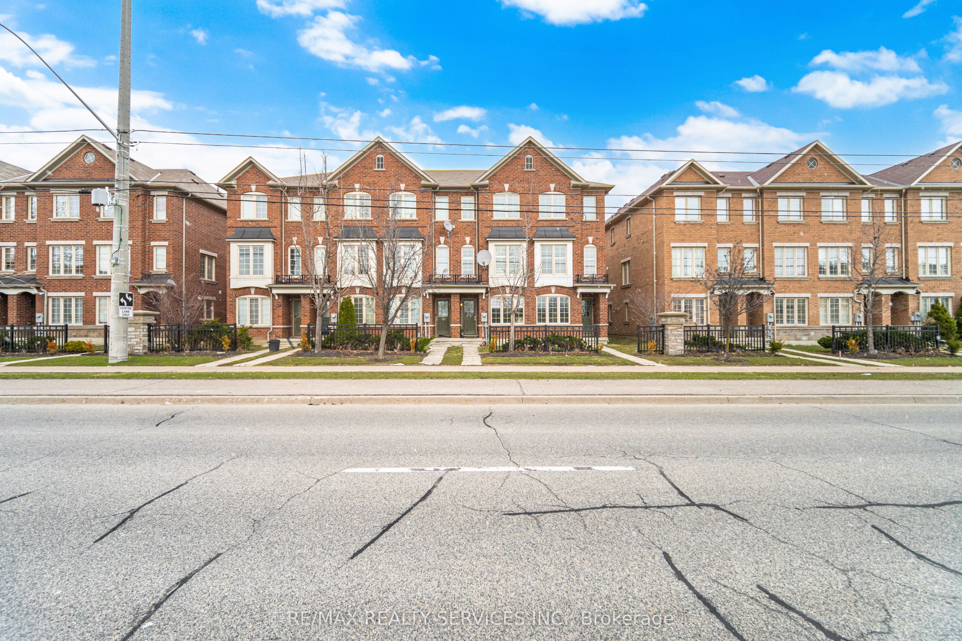 Additional image 4 of 30 Peach Drive W, Brampton, ON, L6R 0W5