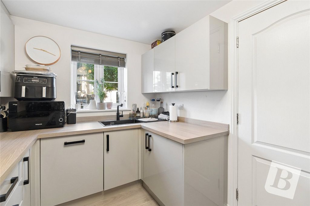 Additional image 2 of 4 bed terraced house for saleStephen Jewers Gardens, Barking IG11