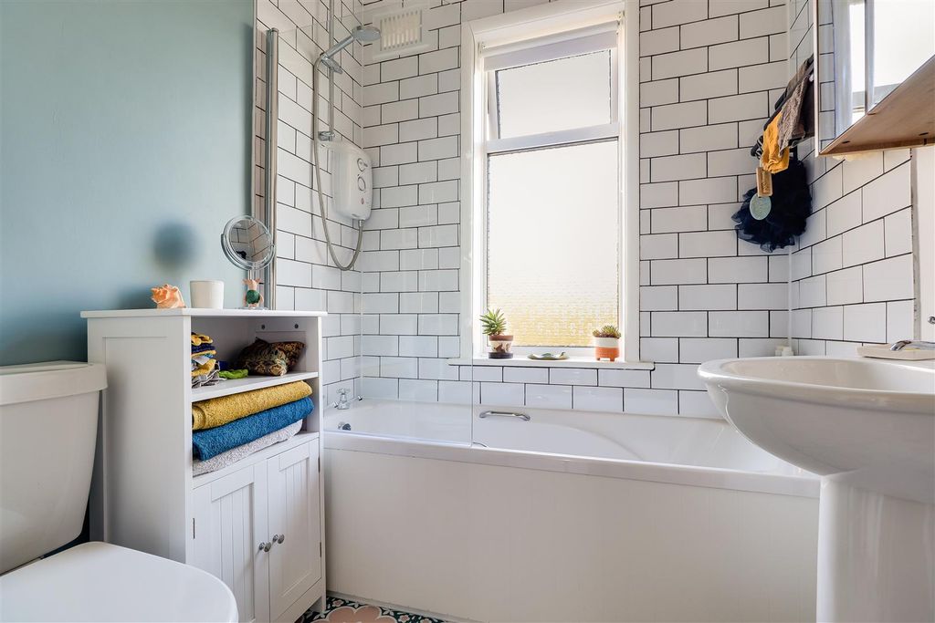 Additional image 11 of 3 bed semi-detached house for saleGreen End Road, Cambridge CB4