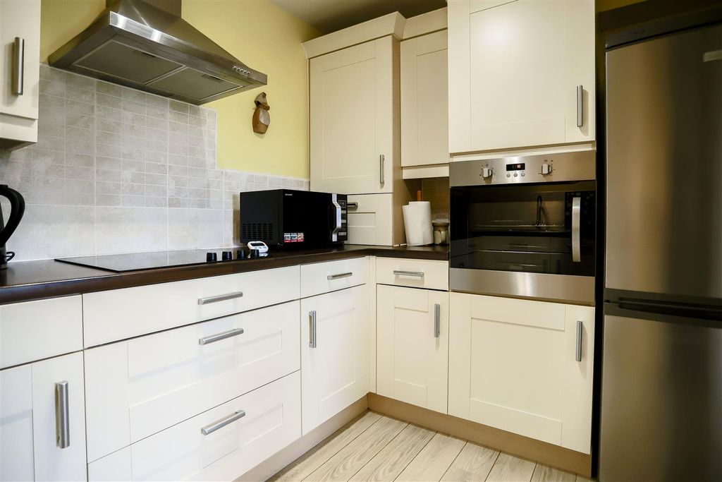 Additional image 10 of 2 bed flat for saleLarmenier Retirement Village, Preston New Road, Blackburn BB2