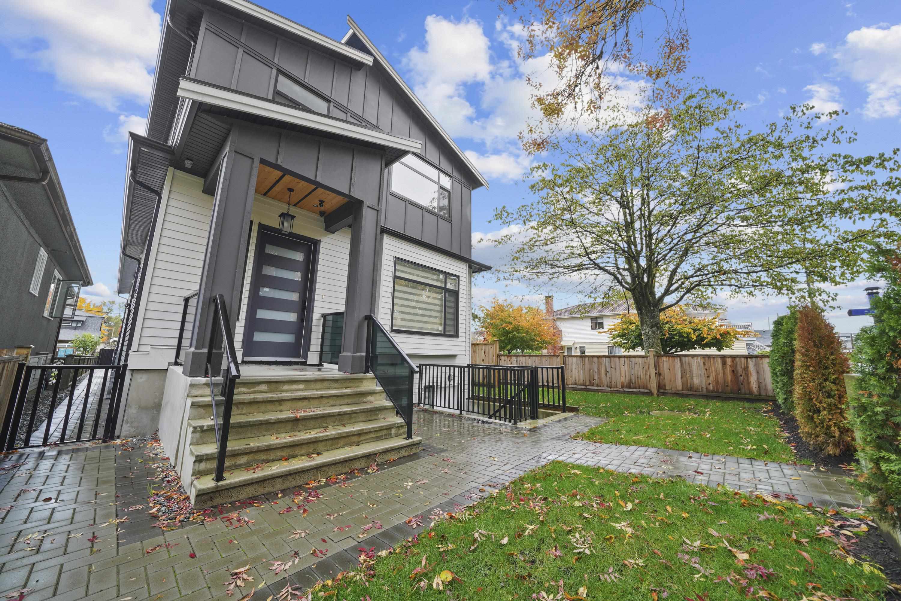 Additional image 2 of 2995 17th Avenue E, Vancouver, BC, V5M 2N4