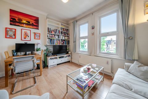 Bedford Hill, Balham, London SW12