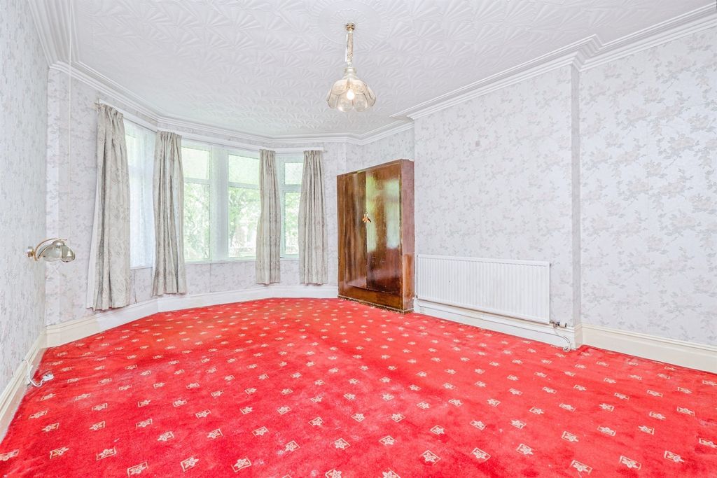 Additional image 7 of 4 bed end terrace house for saleAlbany Road, Roath, Cardiff CF24