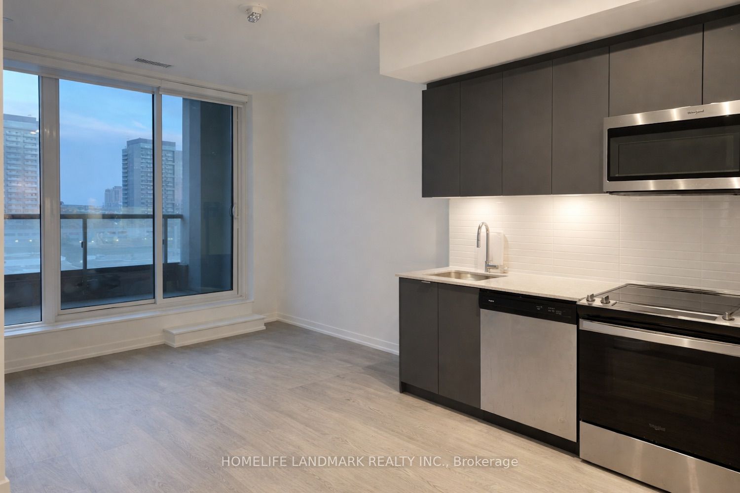 Additional image 5 of 817E-8868 Yonge Street, Richmond Hill, ON, L4C 1Z8