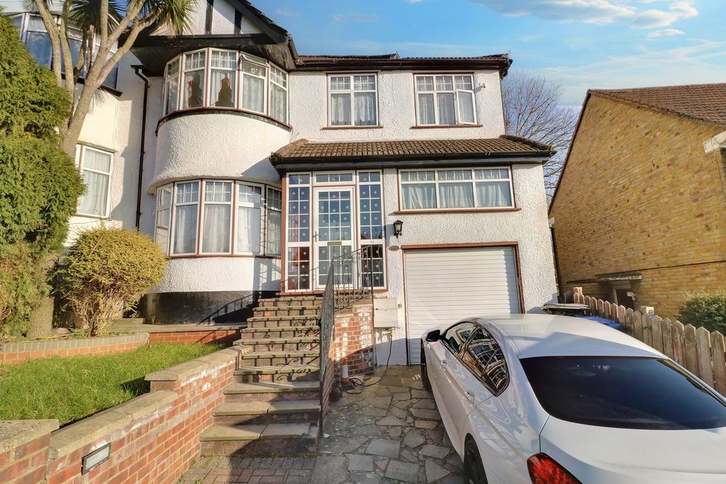Additional image 2 of 5 bed semi-detached house for saleBuck Lane, London NW9