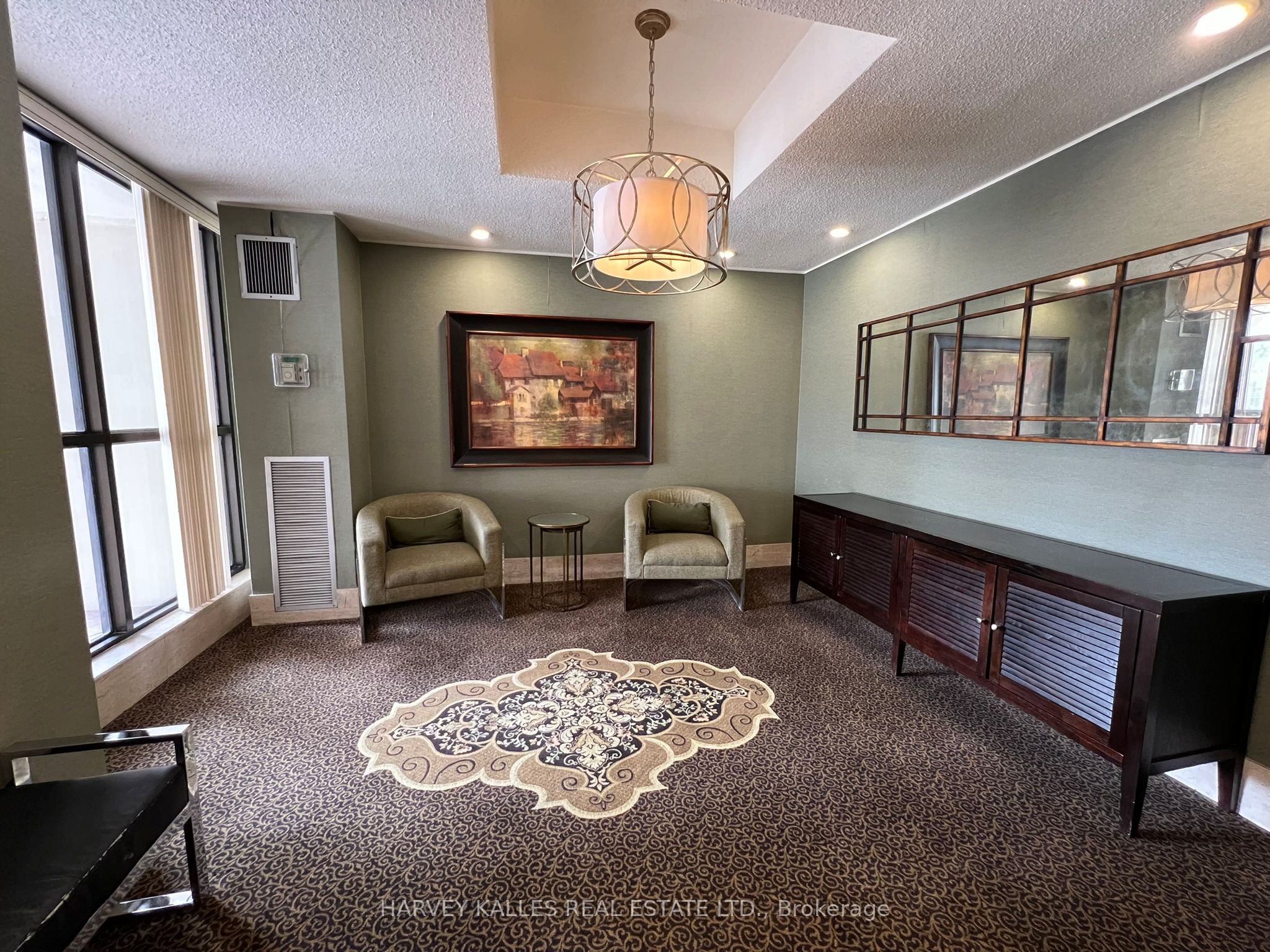 Additional image 3 of 704-150 Neptune Drive, Toronto, ON, M6A 2Y9